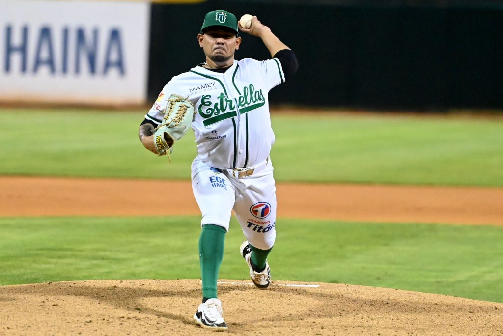 Las Estrellas logran tercer triunfo en línea al blanquear al Licey